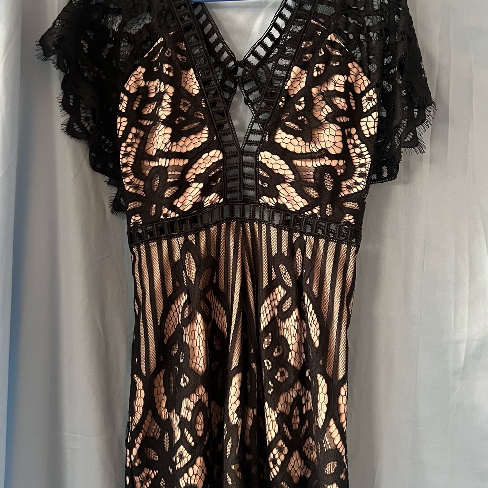 Elegant Akira black lace romper